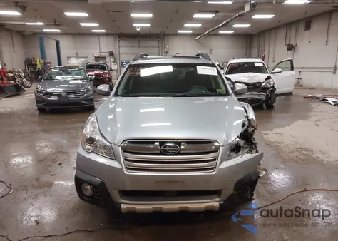 2013 Subaru Outback 2.5I Limited z USA, uszkodzony, nr VIN 4S4BRBLC2D3286790